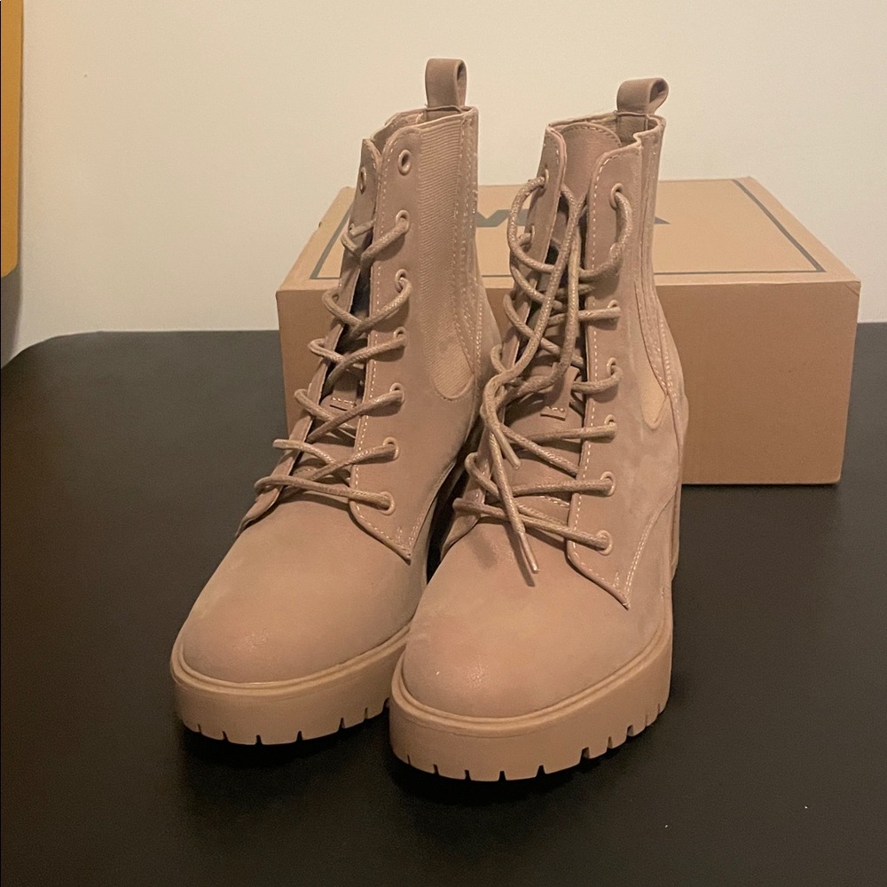 MIA AVNI STN BRUSS Boots Women’s 8.5 JB - Picture 5 of 5